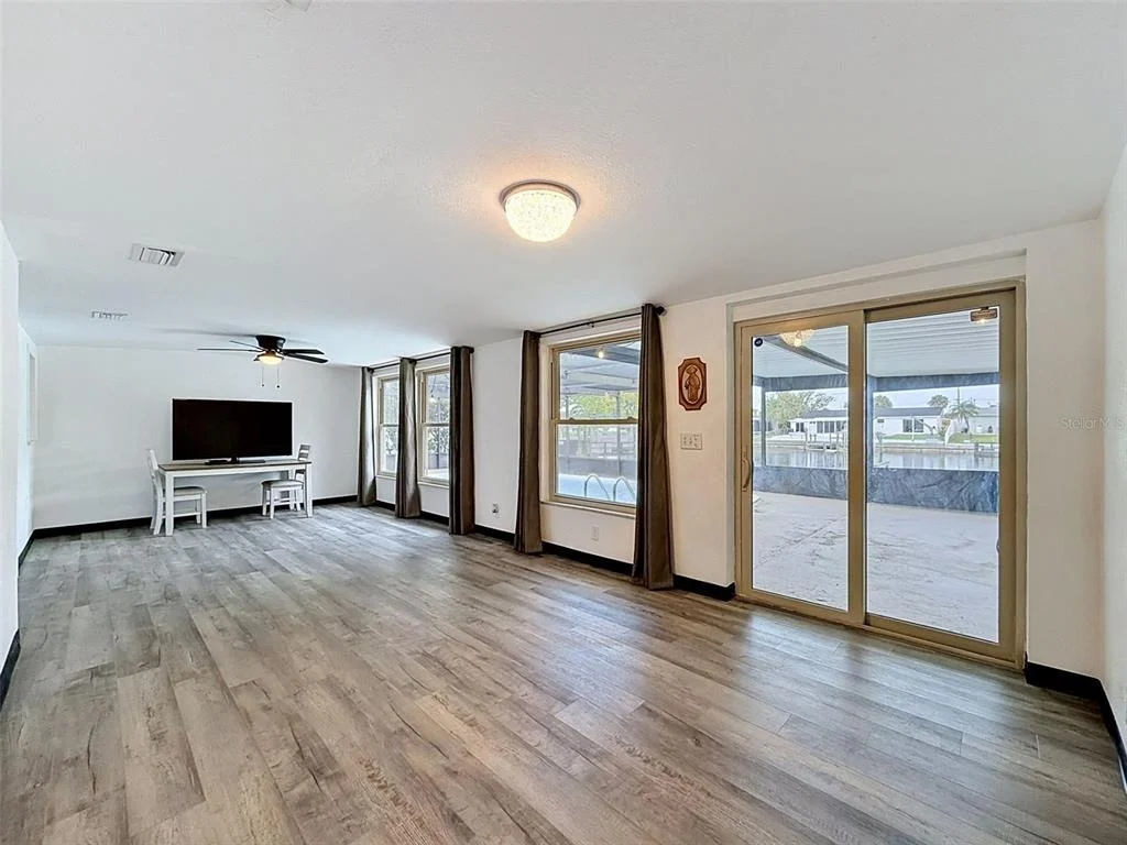 Photo of 12735 1ST ISLE