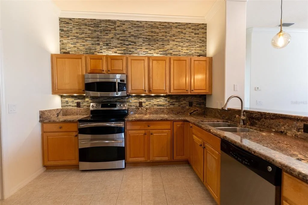 Photo of 4818 SE 11TH PLACE