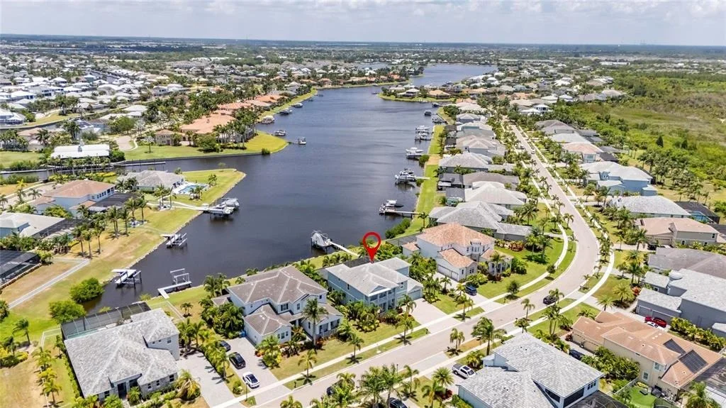 Photo of 825 MANNS HARBOR DRIVE