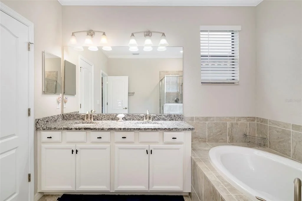 Photo of 17927 POLO TRAIL