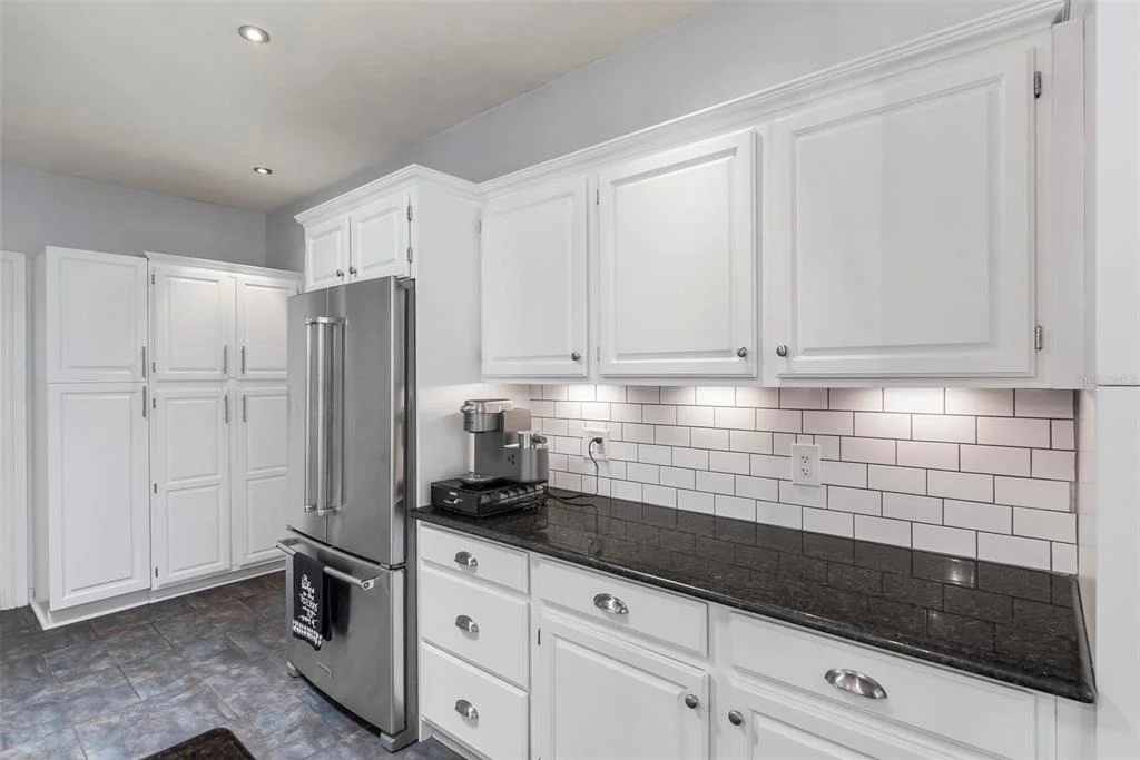 Photo of 27 WINDING CREEK WAY