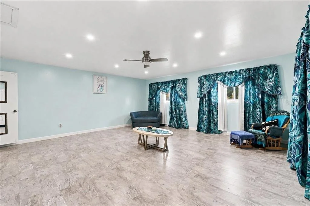 Photo of 543 STATE ROAD 559