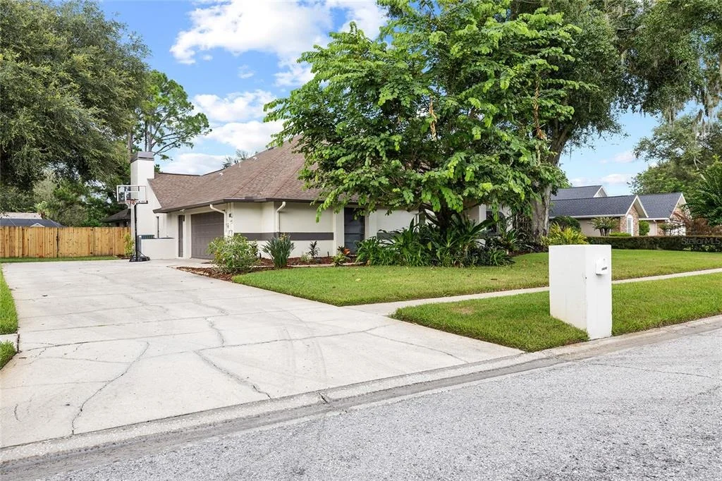 Photo of 18243 CLEAR LAKE DRIVE