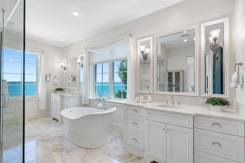 Photo of 487 MEADOW LARK DR