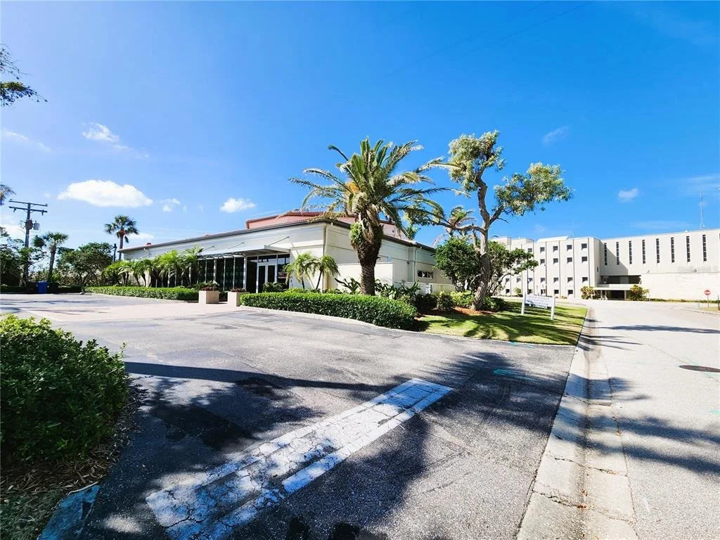 Photo of Unit 2 at 616 GUILD DRIVE