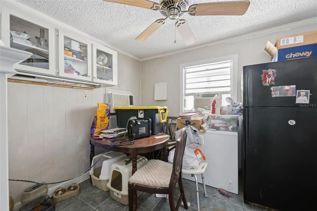 Photo of 15499 OAKCREST CIRCLE
