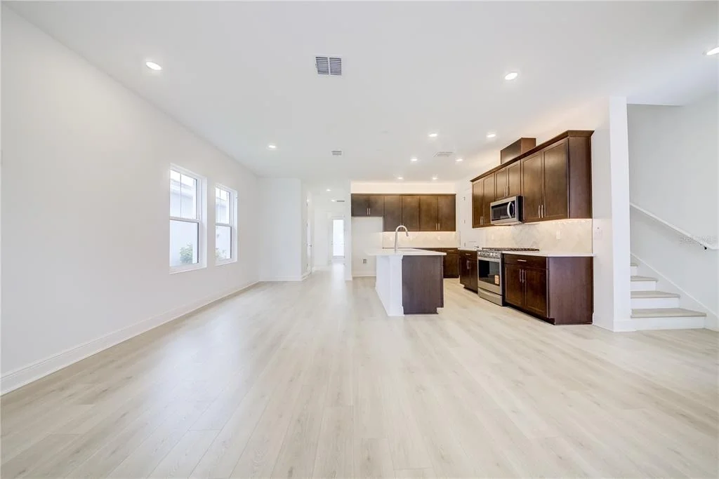 Photo of 200 EAGLESTON LANE