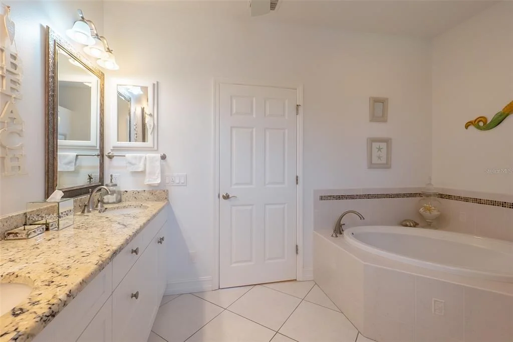 Photo of 796 JACARANDA ROAD