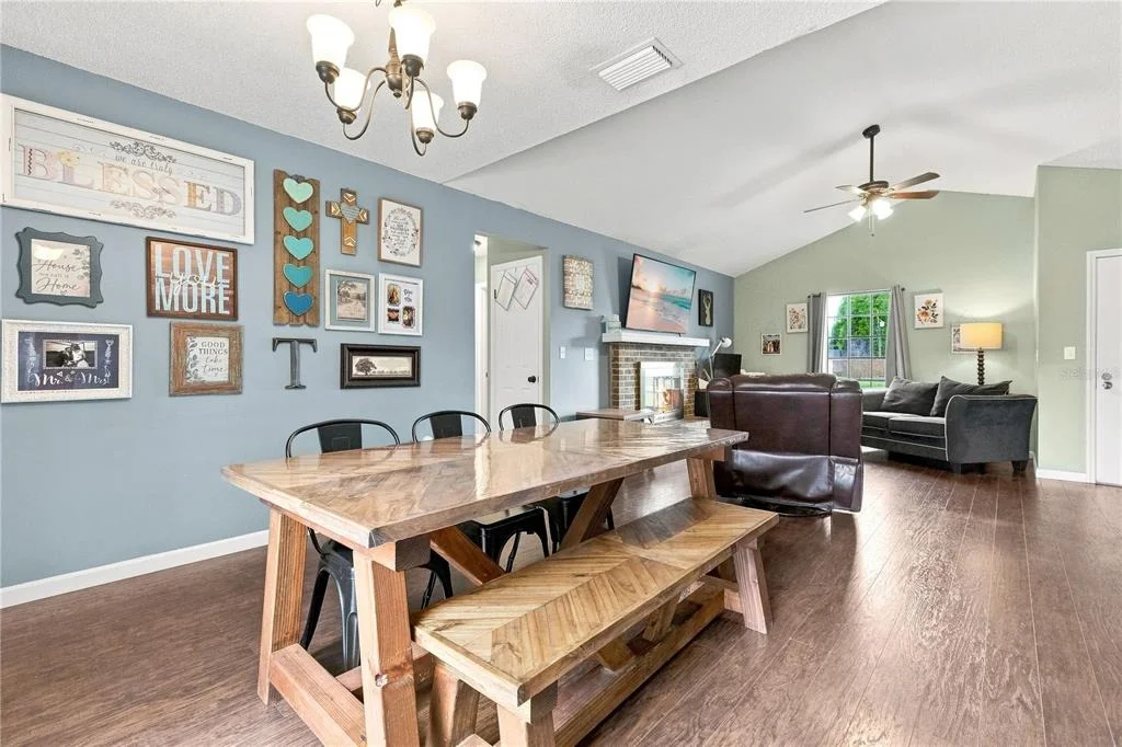 Photo of 2323 VIEW WAY