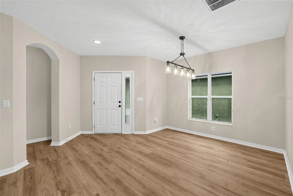 Photo of 7876 CARRIAGE POINTE DRIVE