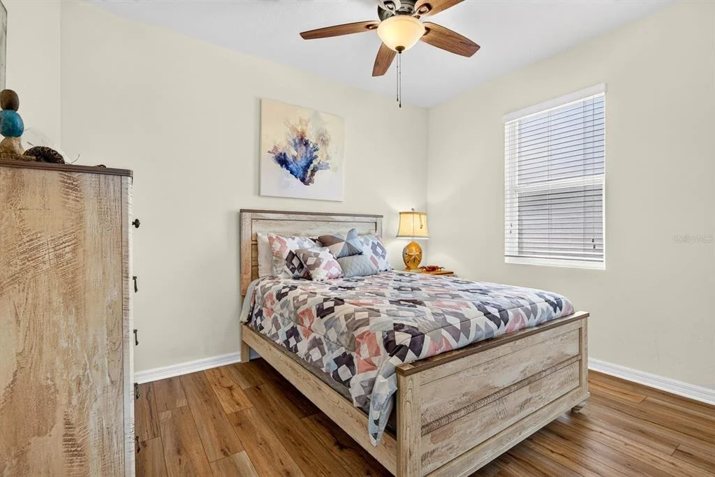 Photo of 6435 DEVESTA LOOP