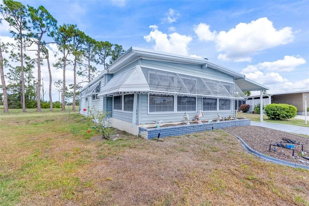Photo of 412 VIVAR