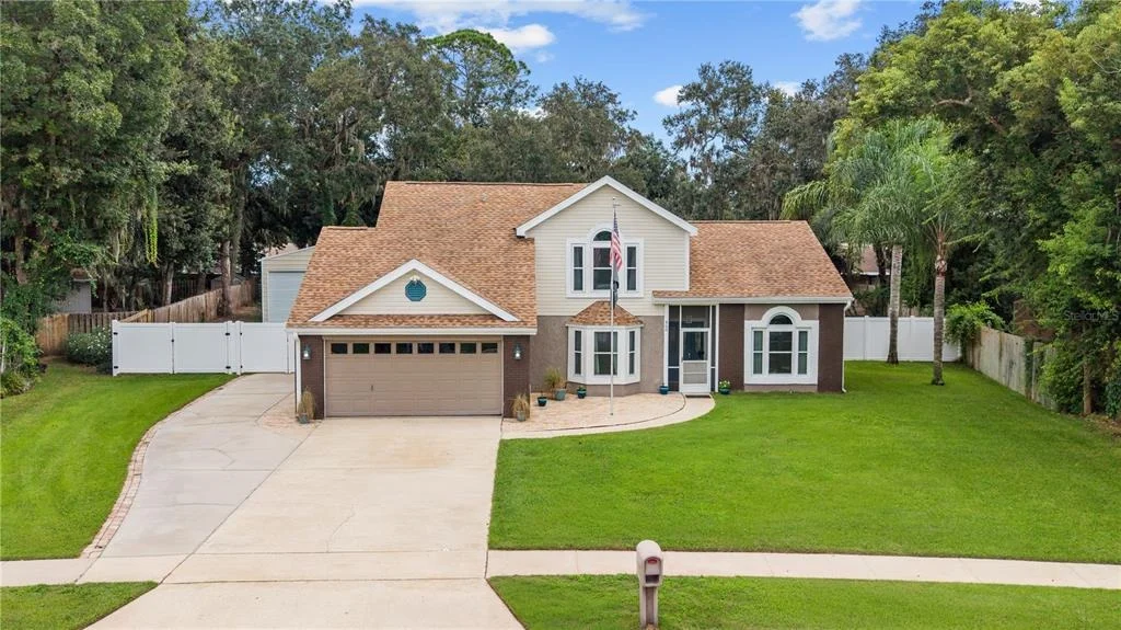 Photo of 460 CHAMPAGNE CIRCLE
