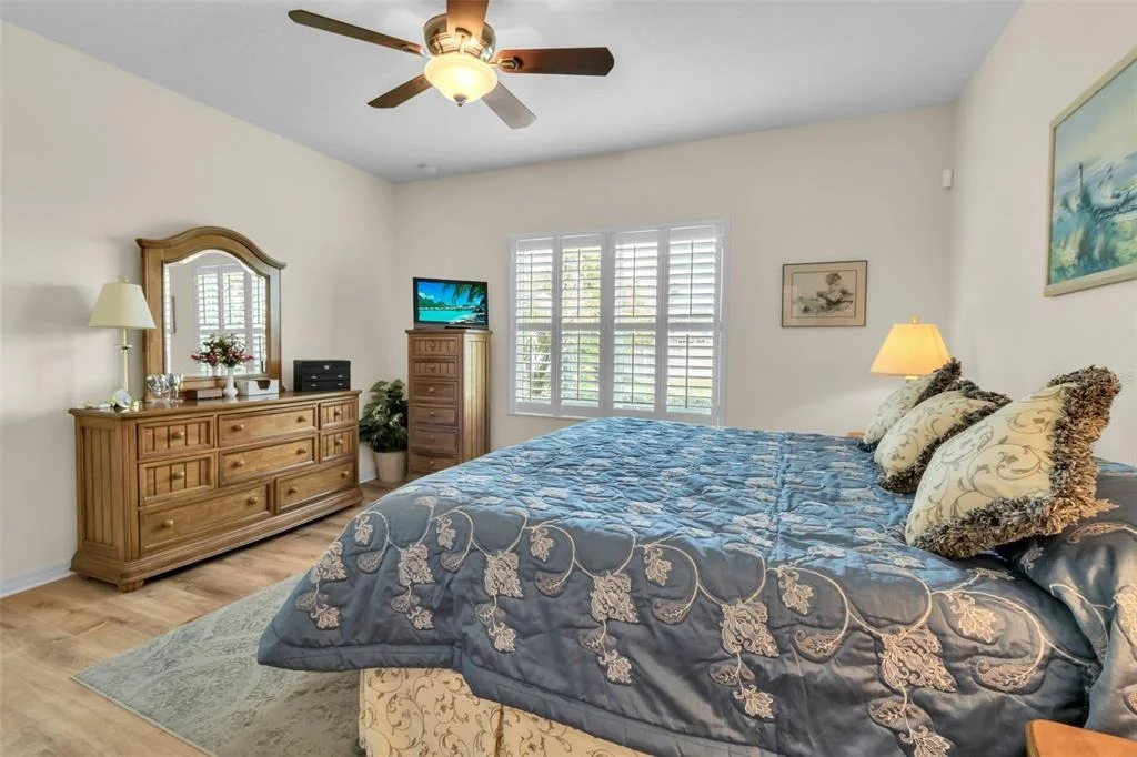 Photo of 7004 VISTA BELLA DRIVE