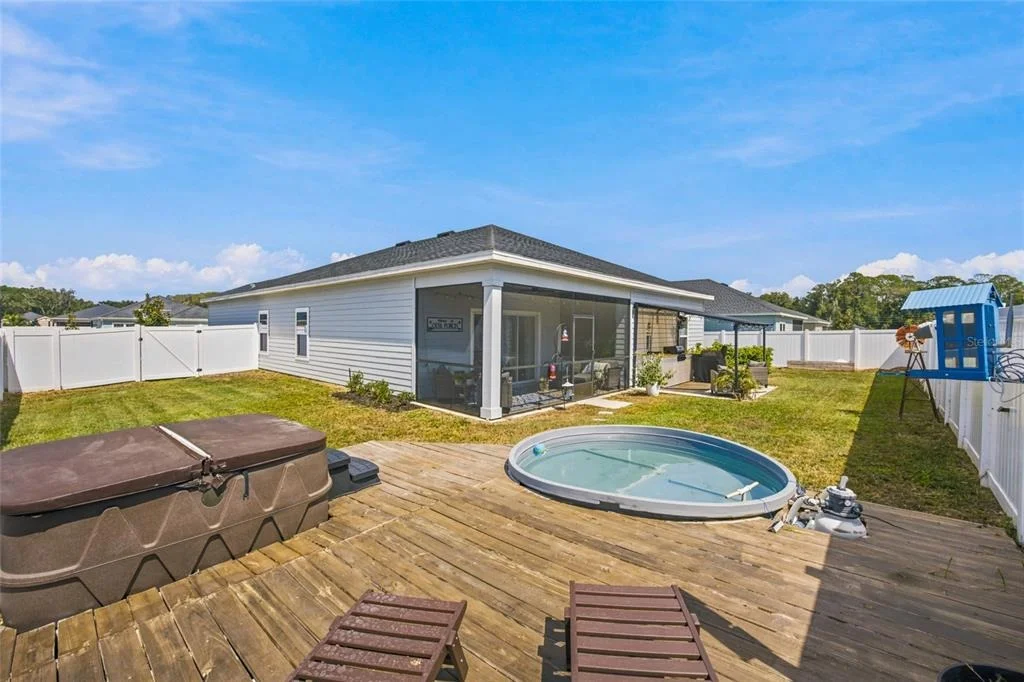 Photo of 551 NW 4TH PLACE