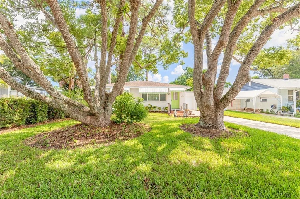 Photo of 841 CORDOVA AVENUE