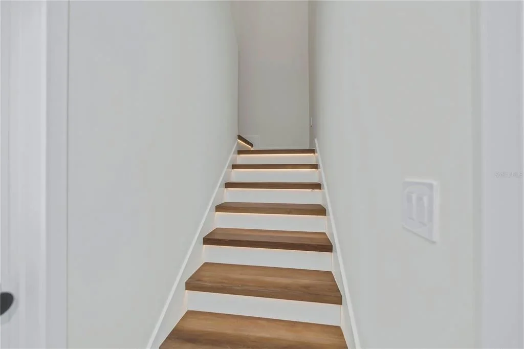 Photo of 7 SUNFLOWER DRIVE