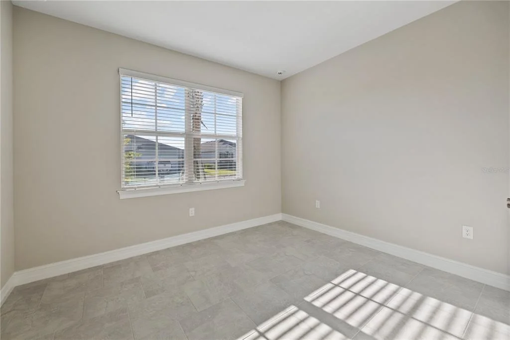 Photo of 17740 SHADE TREE LOOP