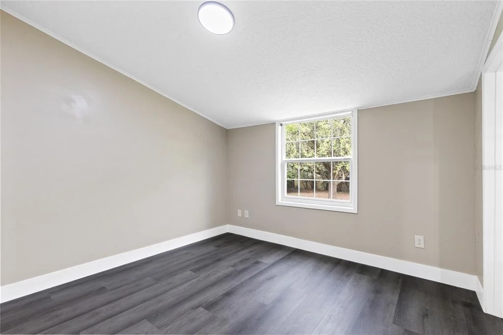 Photo of 1130 CARLSON DRIVE