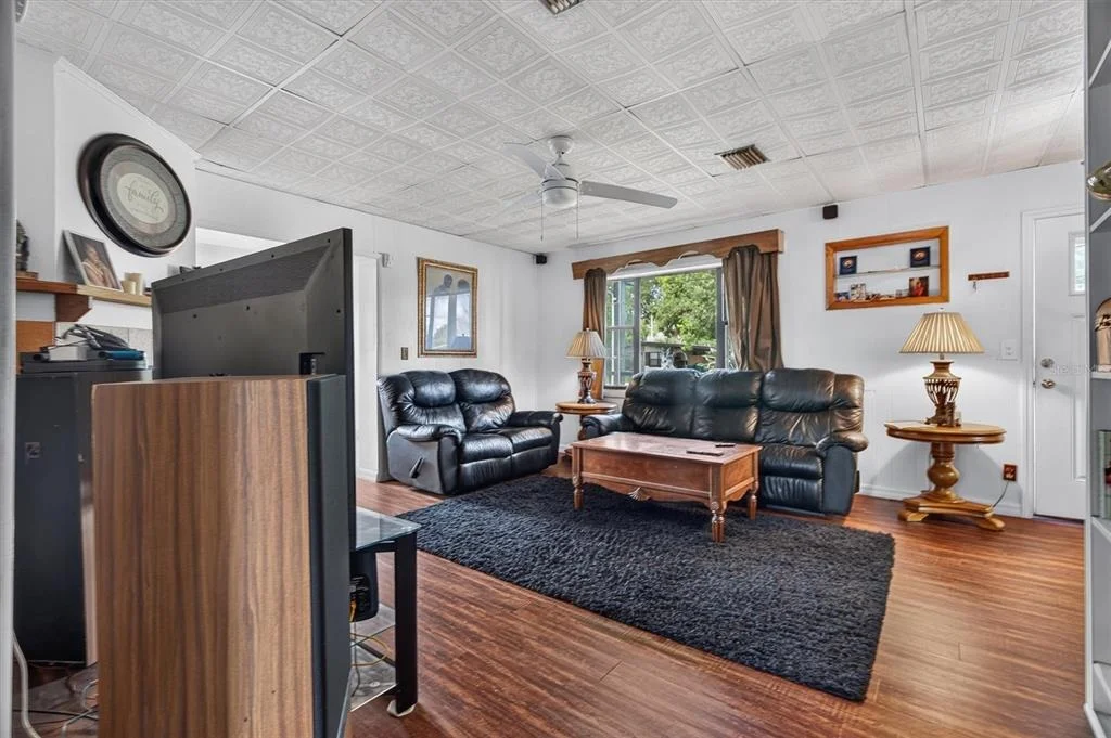 Photo of 1865 CEDARWOOD DRIVE