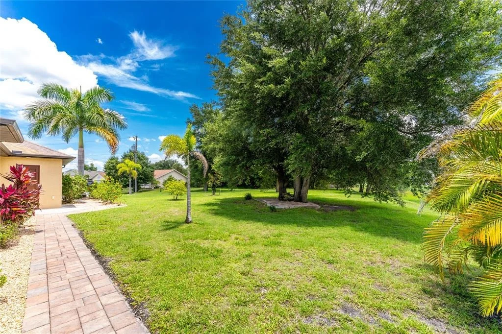 Photo of 26171 MAMORA DRIVE