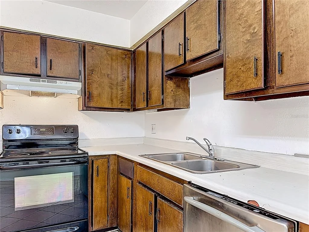 Photo of Unit A4 at 3944 CRAYRICH CIRCLE