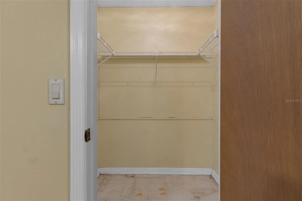Photo of 5931 N BROOKGREEN DRIVE