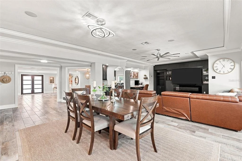 Photo of 2424 HARBOUR DRIVE
