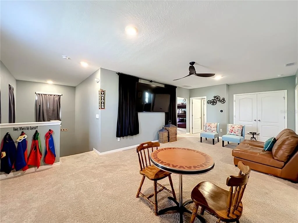 Photo of 7647 OAKMOSS LOOP