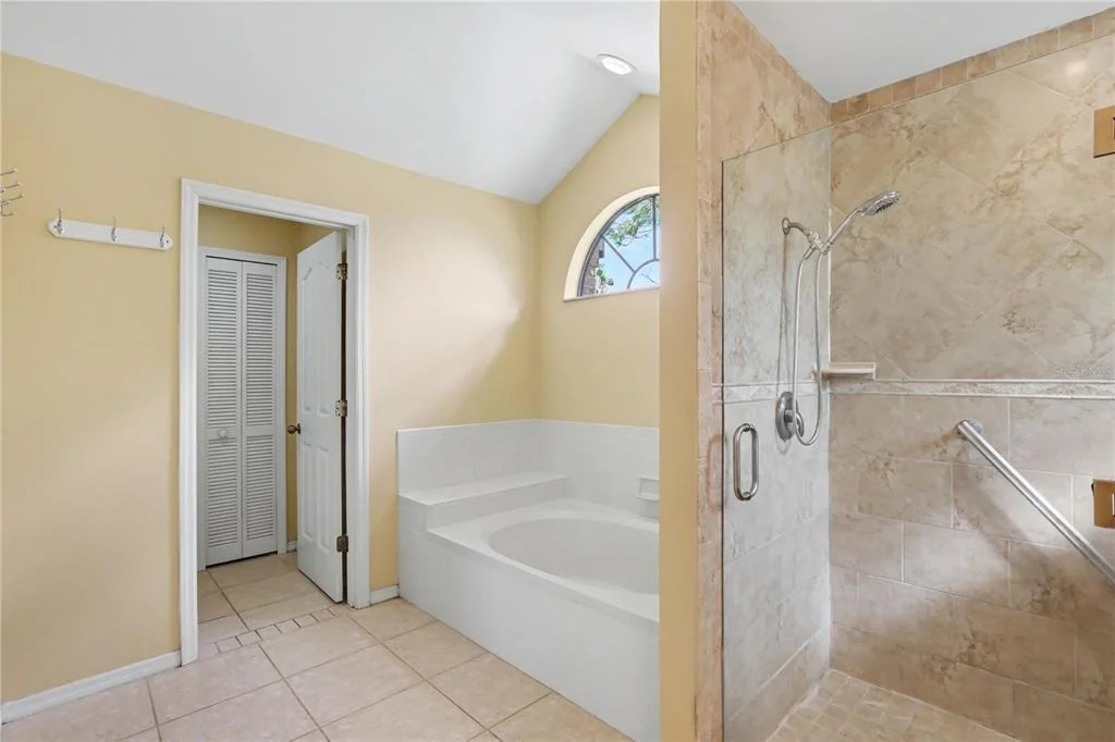 Photo of 1703 PADDOCK DRIVE