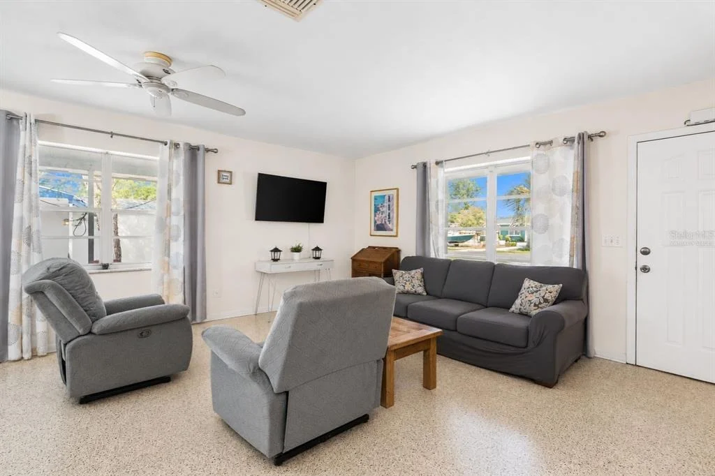 Photo of 6816 TREEHAVEN DRIVE