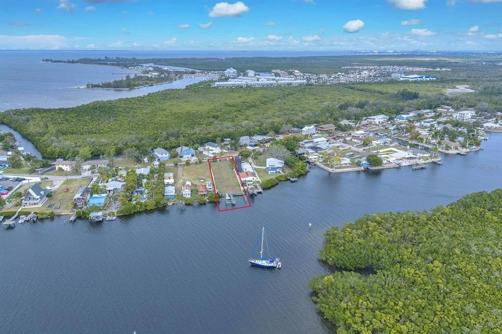Photo of 3304 W SHELL POINT ROAD