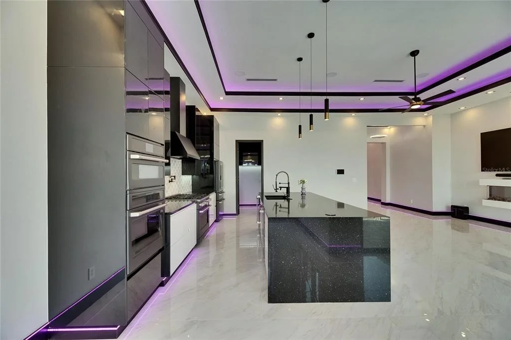Photo of 6532 SIMONE SHORES CIRCLE