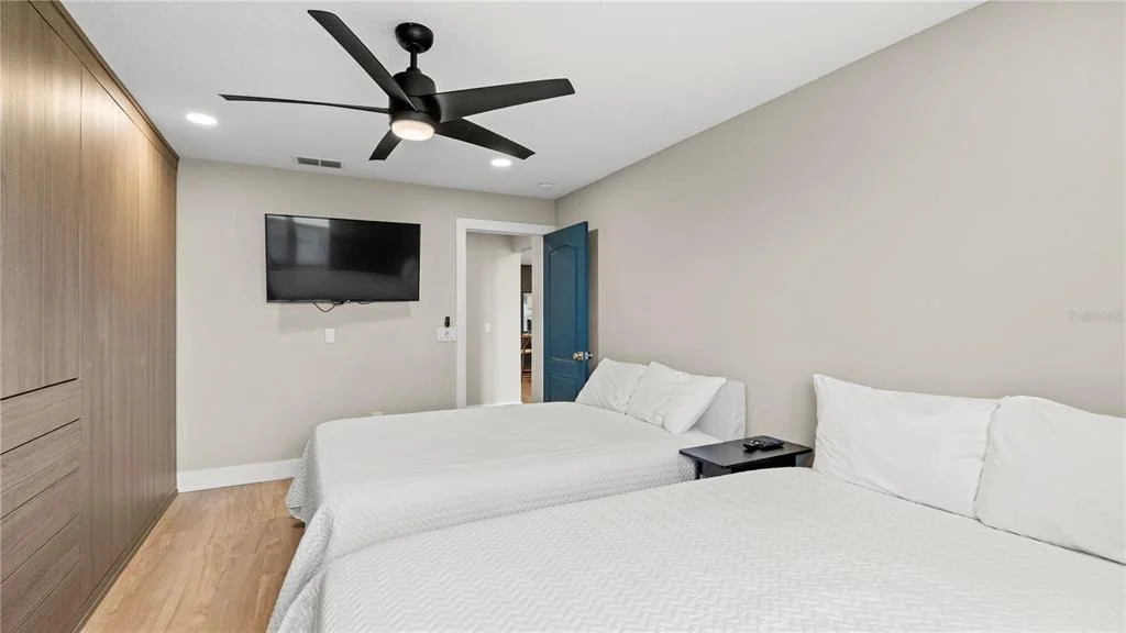 Photo of Unit 4 at 3400 OCEAN SHORE BOULEVARD
