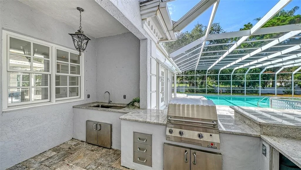 Photo of 916 MACEWEN DRIVE