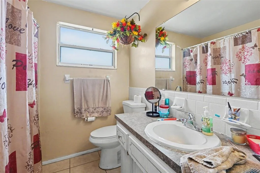 Photo of 5513 OCEANIC ROAD