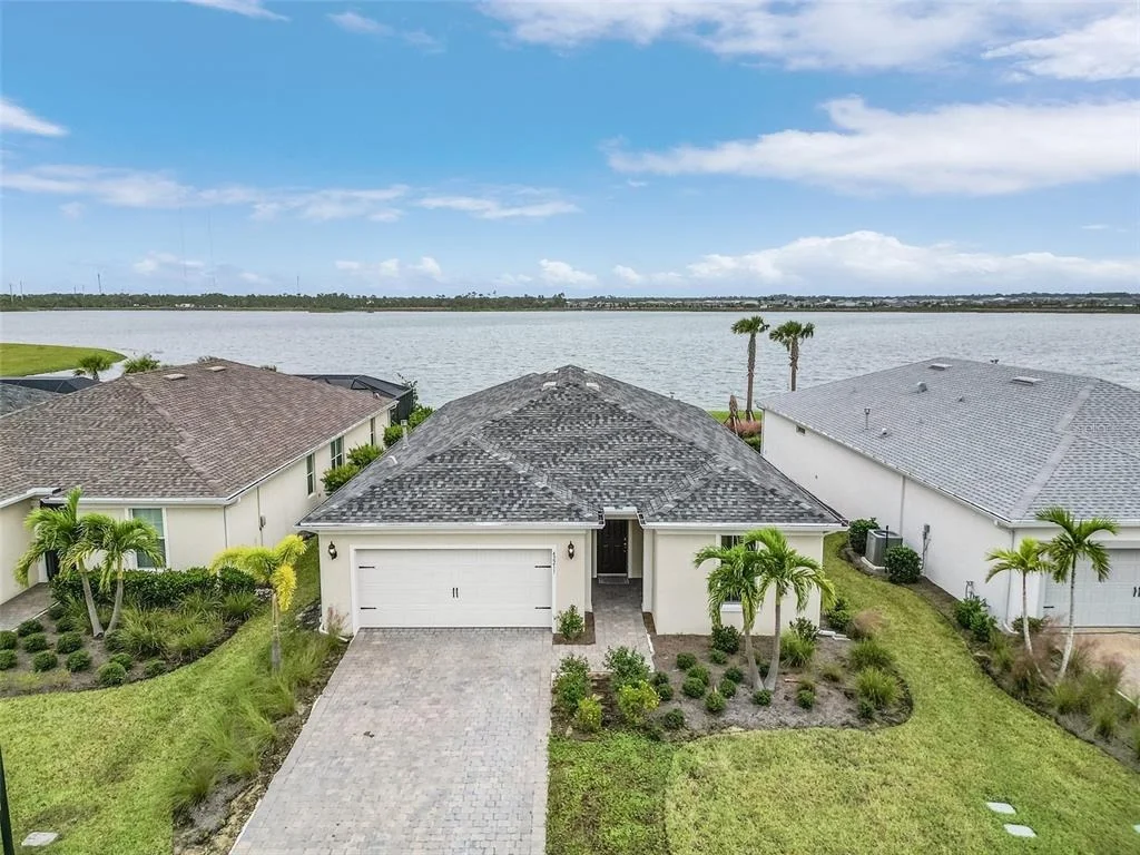 Photo of 42211 EDGEWATER DRIVE