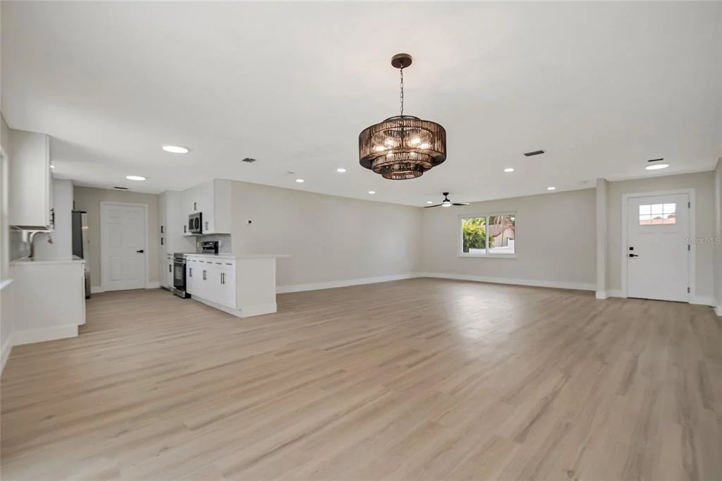 Photo of 8624 BAYLOR CIRCLE