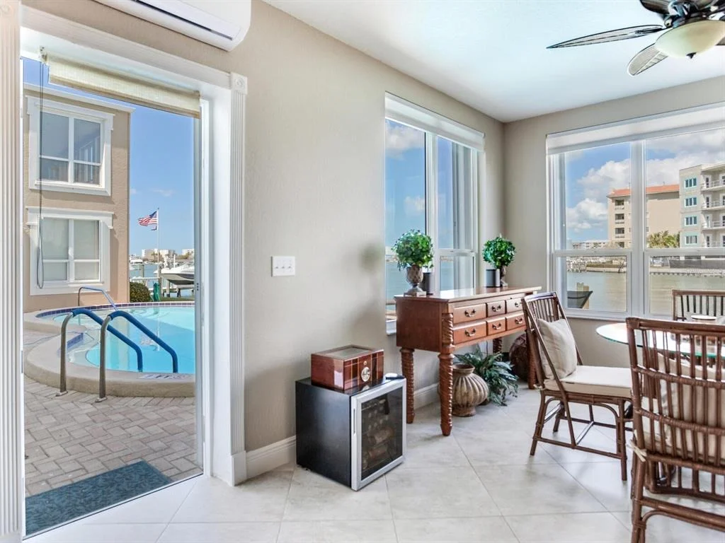Photo of Unit B at 210 DOLPHIN POINT