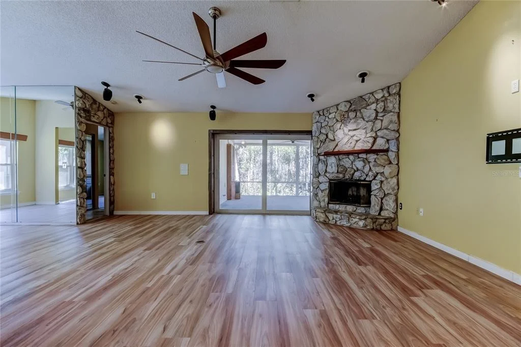 Photo of 1795 BAYHILL DRIVE