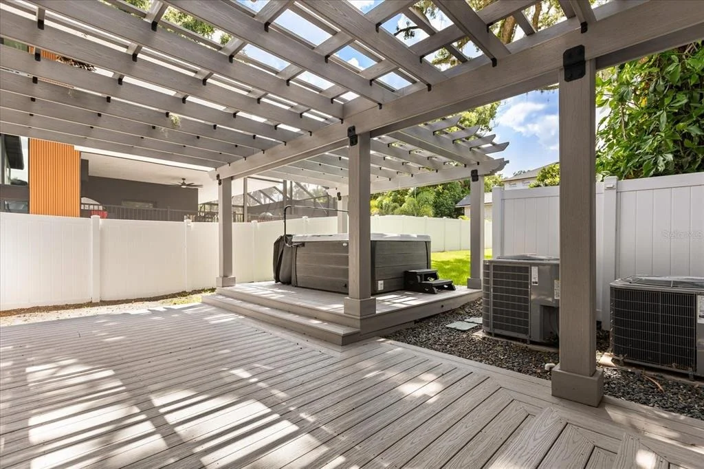 Photo of 808 EDGEWATER DRIVE