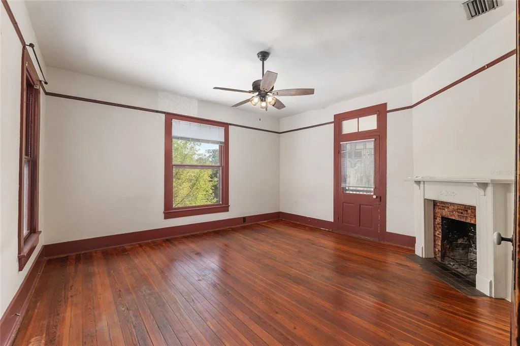 Photo of 306 NE 3RD STREET