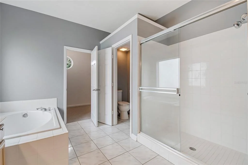 Photo of 116 OAK GROVE CIRCLE