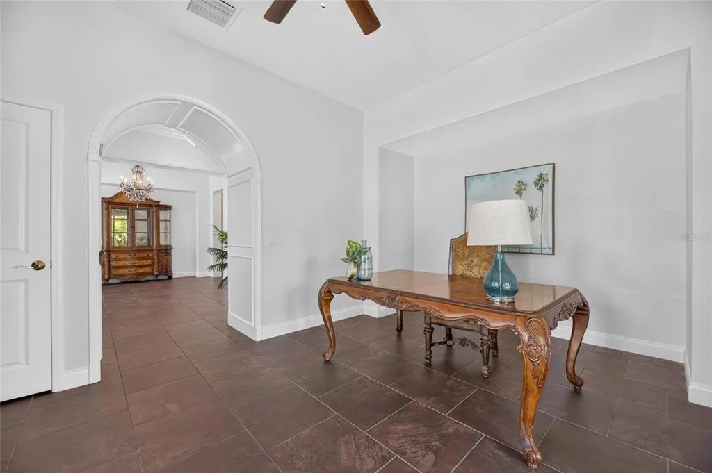 Photo of 824 ISLEBAY DRIVE