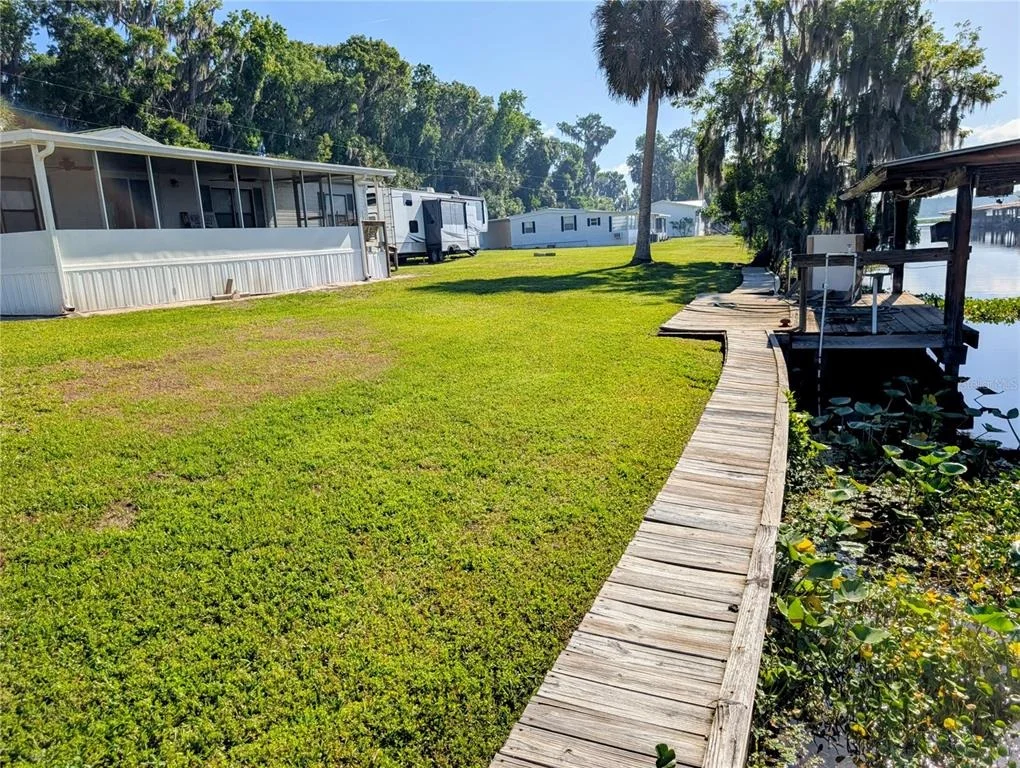 Photo of 25836 MANHATTAN LANE