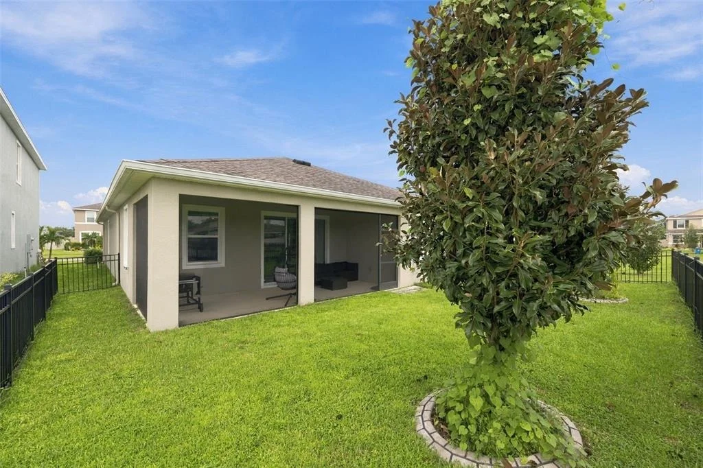 Photo of 16633 MOONER PLANK CIRCLE