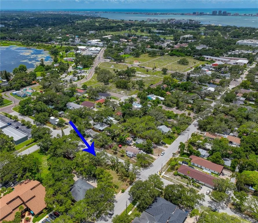 Photo of 1001 PINELLAS STREET