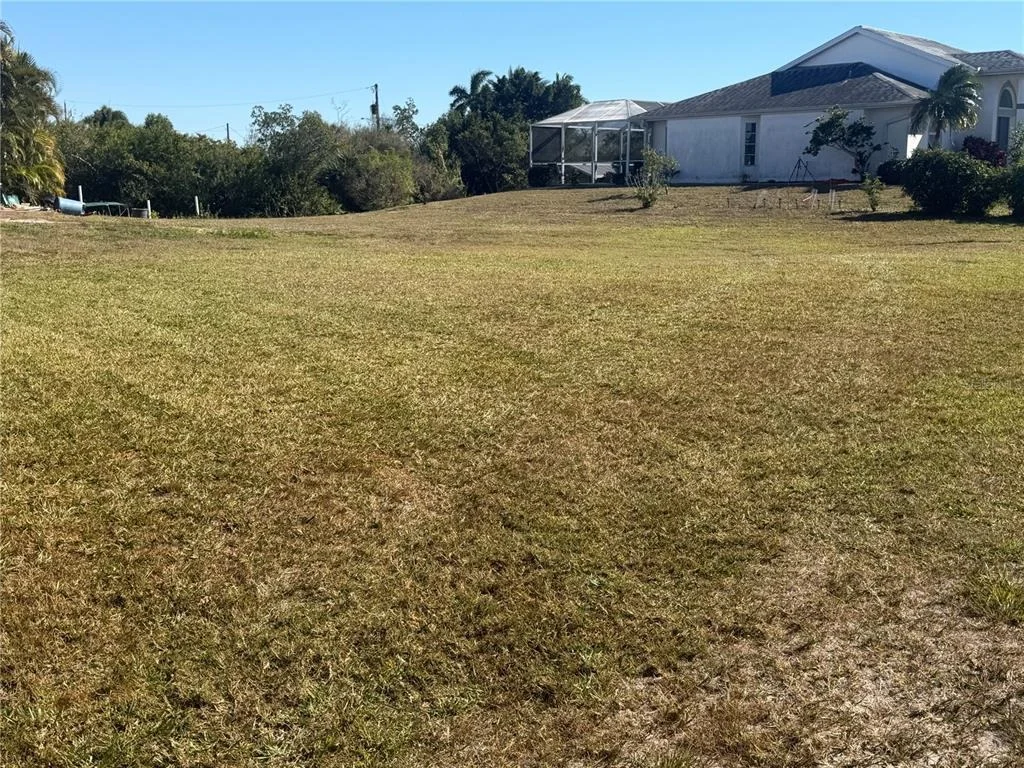 Photo of 2402 LARKSPUR DRIVE
