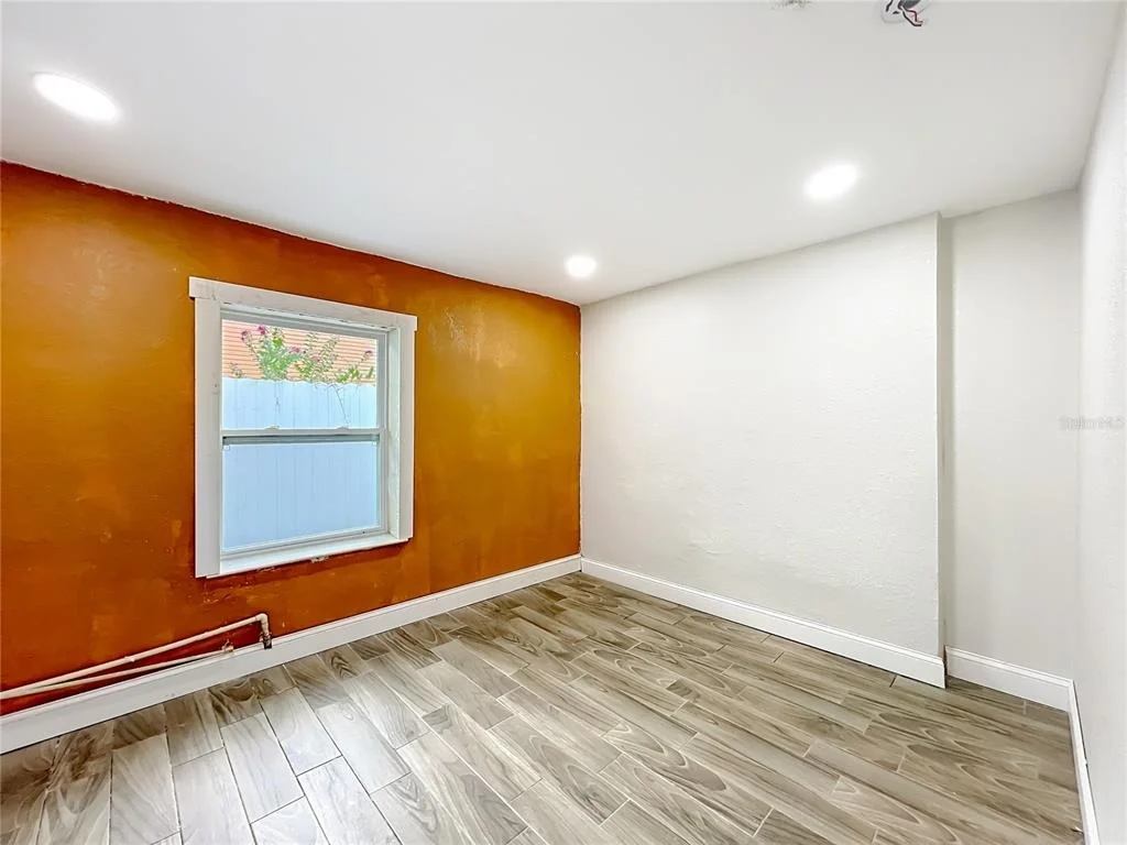 Photo of 638 NW 6TH TERRACE