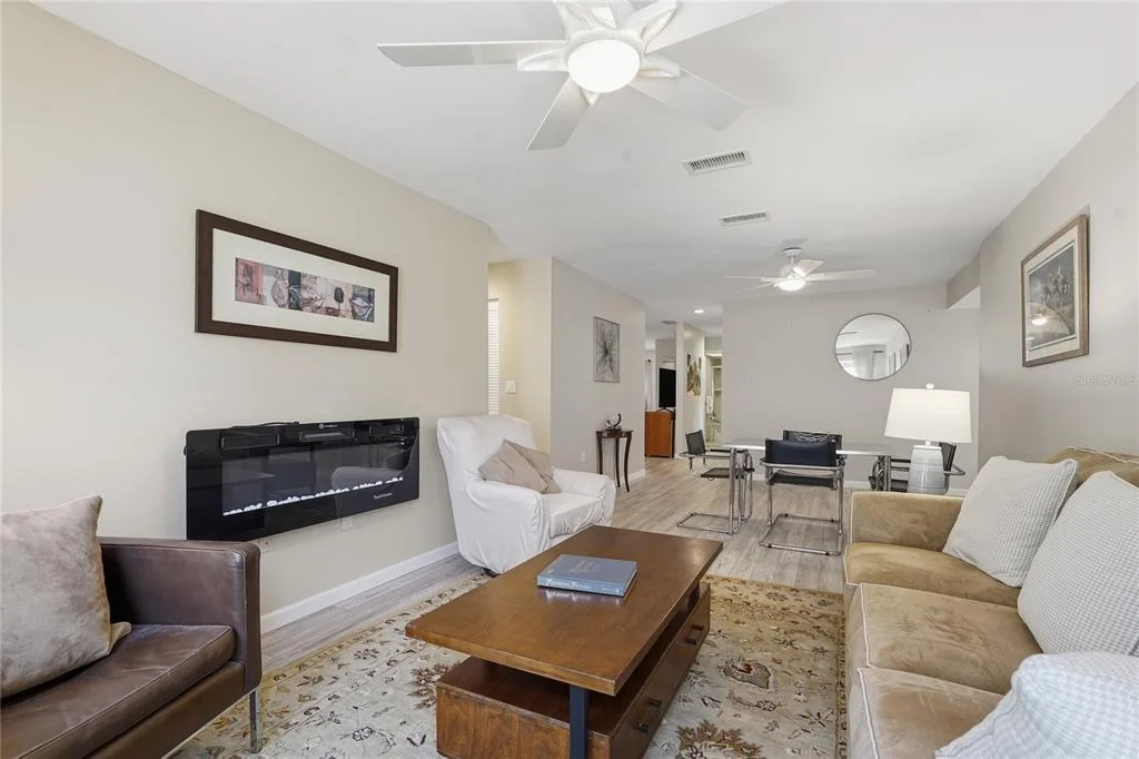Photo of 1634 DALE CIRCLE N